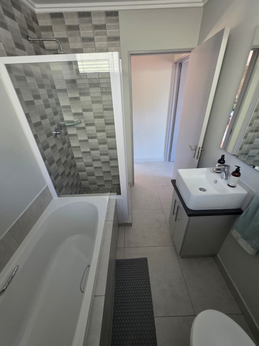 3 Bedroom Property for Sale in West Bank Eastern Cape